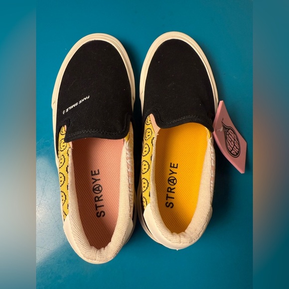 Straye Unisex Streetwear Black Slip-On Loafers - Picture 2 of 9